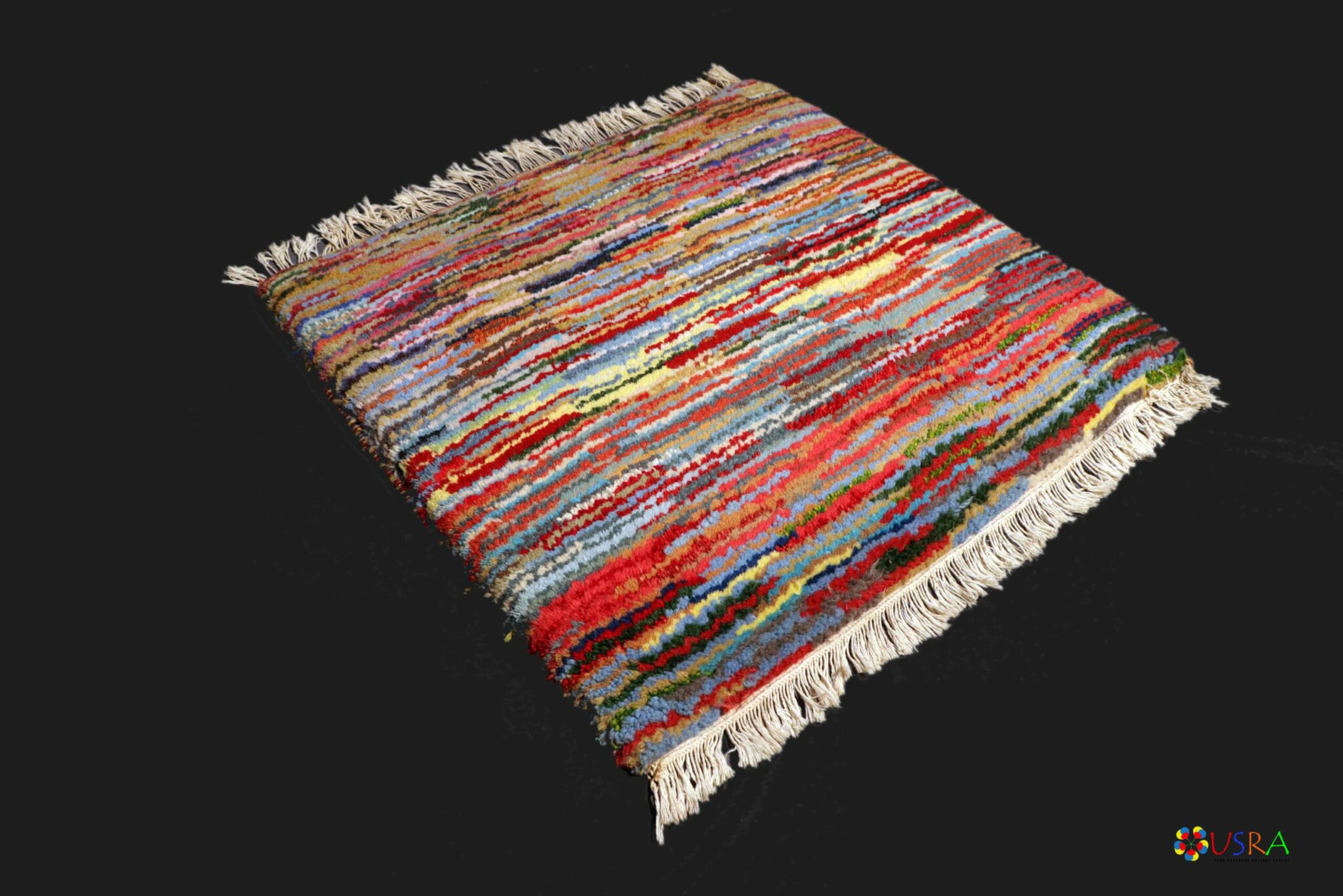 Tufted Woolen Carpet - Image 3